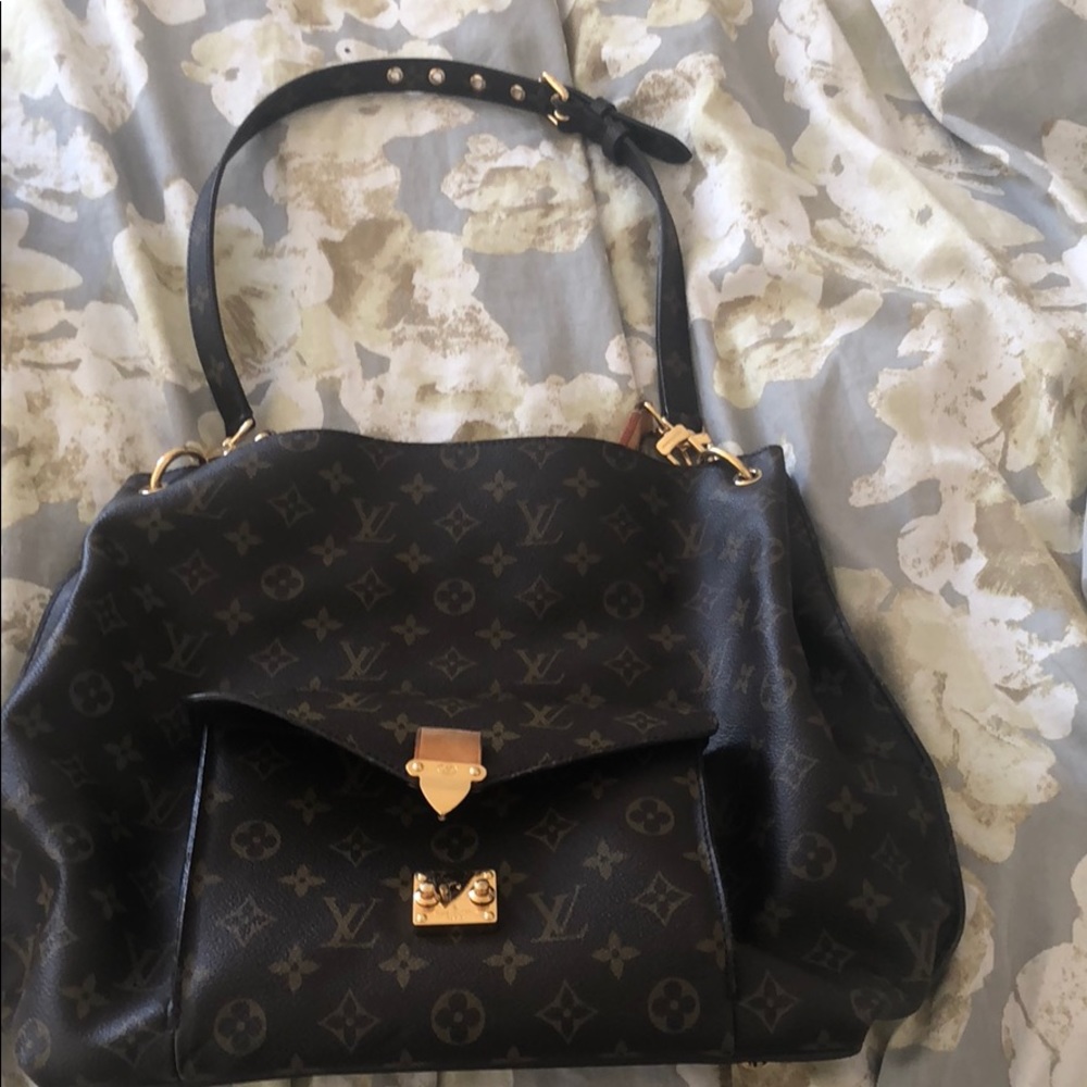 Luis Vuitton